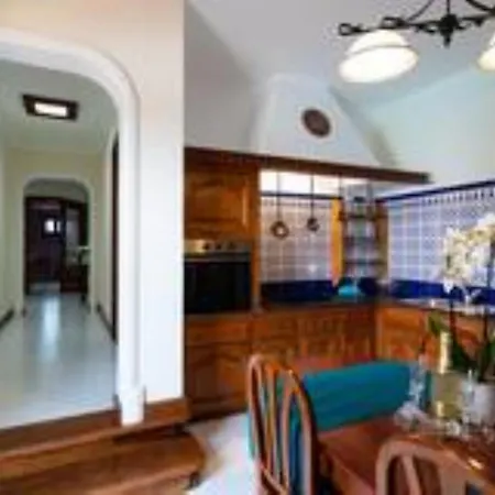 Timanfaya Villa *